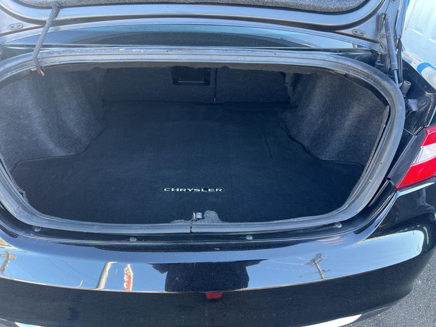 2014 Chrysler 200 Touring photo