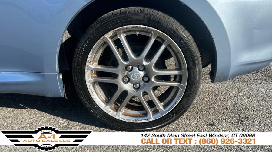 2009 Scion tC photo