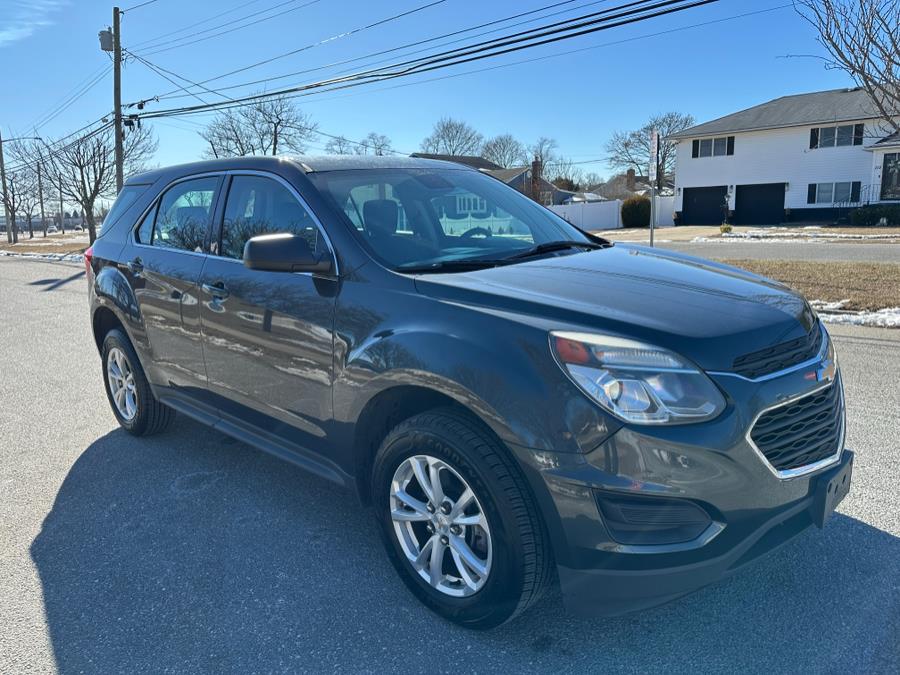 2017 Chevrolet Equinox AWD 4dr LS photo