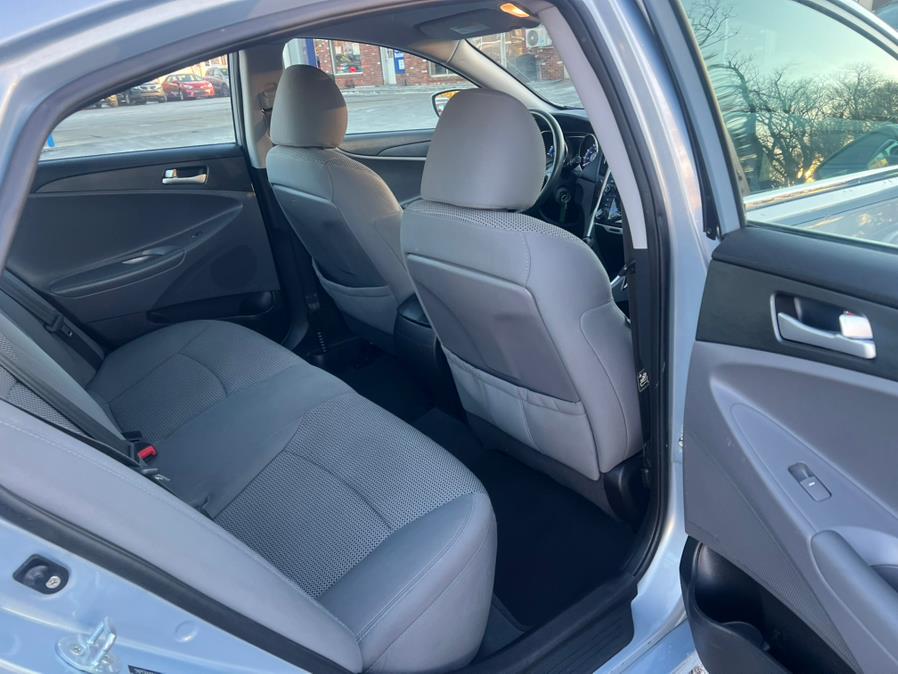 2012 Hyundai Sonata GLS photo