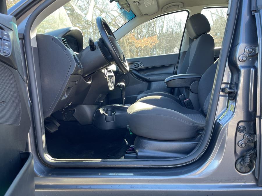 2006 Ford Focus ZX5 S photo