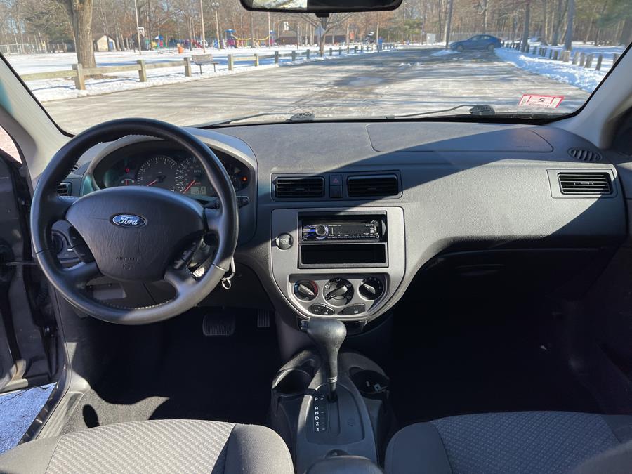 2006 Ford Focus ZX5 S photo