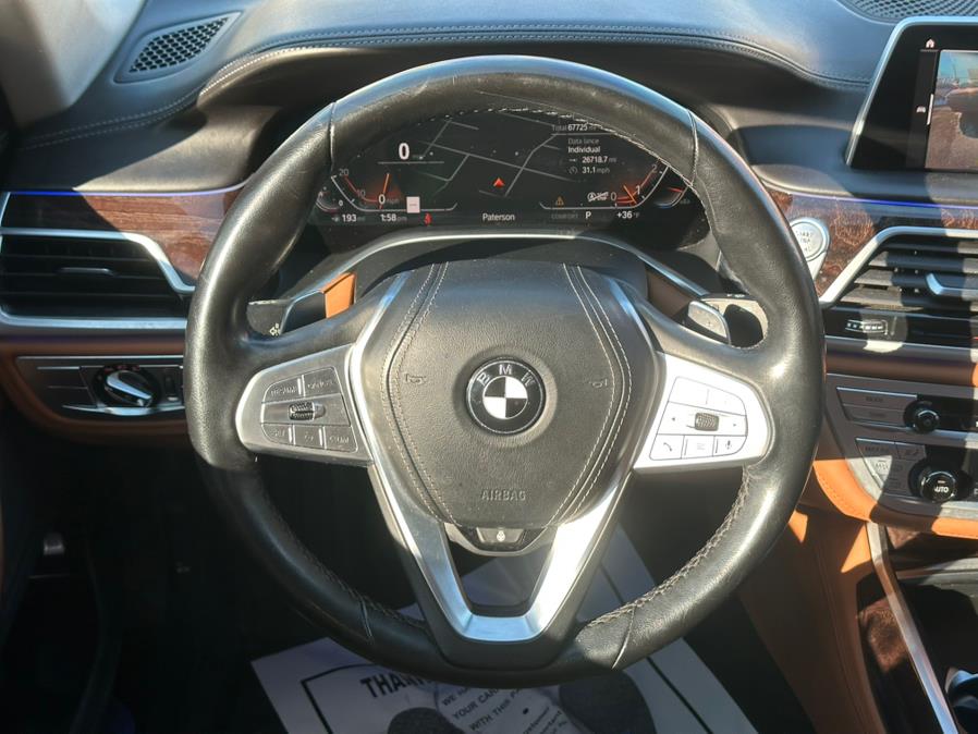 2020 BMW 7-Series 750i xDrive Sedan photo