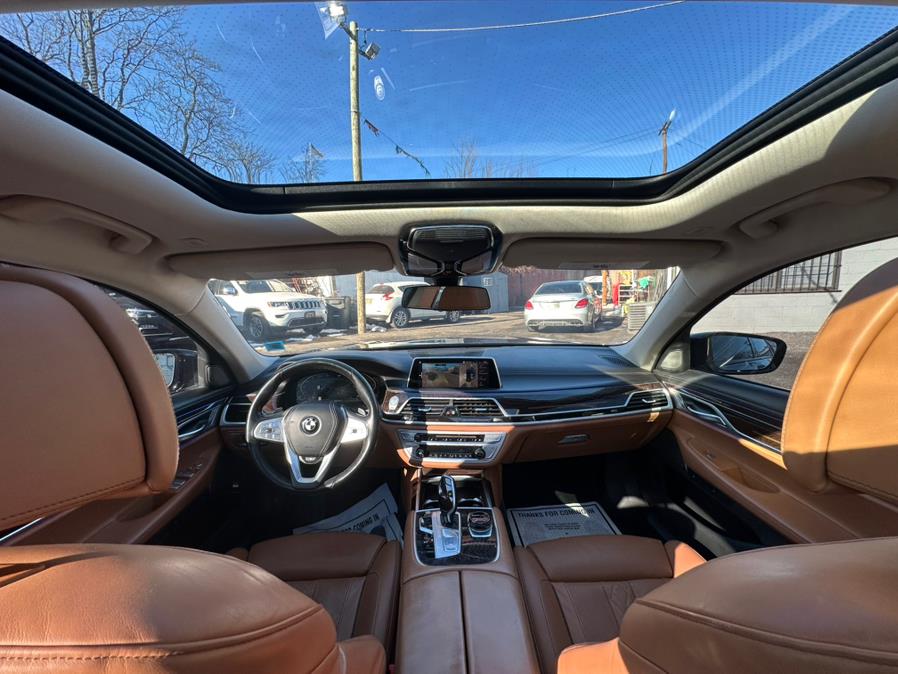 2020 BMW 7-Series 750i xDrive Sedan photo
