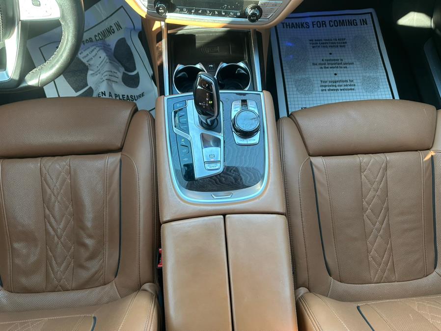 2020 BMW 7-Series 750i xDrive Sedan photo