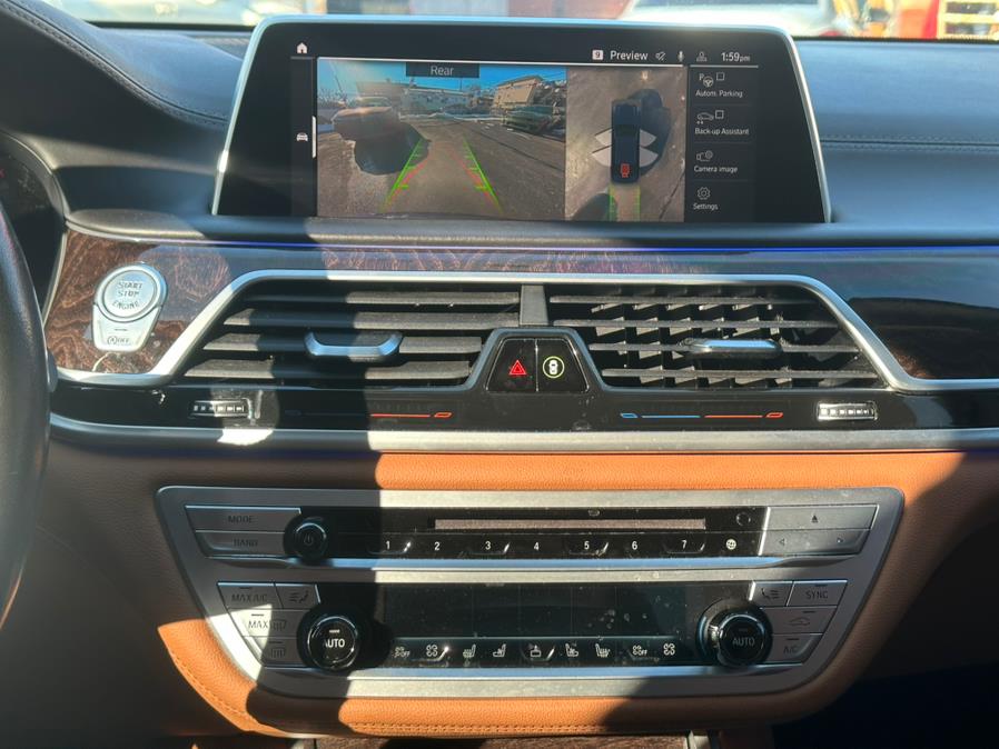 2020 BMW 7-Series 750i xDrive Sedan photo