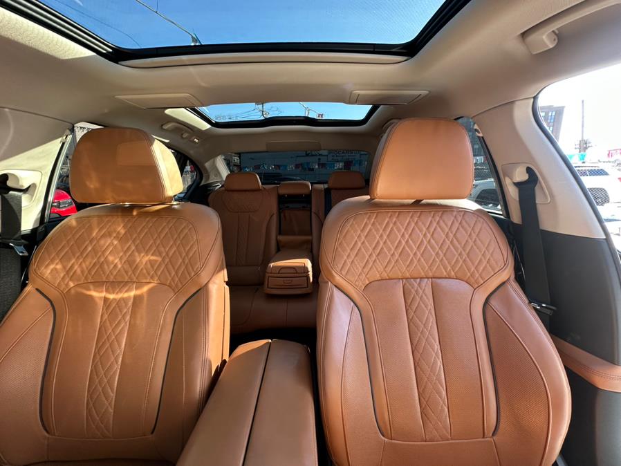 2020 BMW 7-Series 750i xDrive Sedan photo