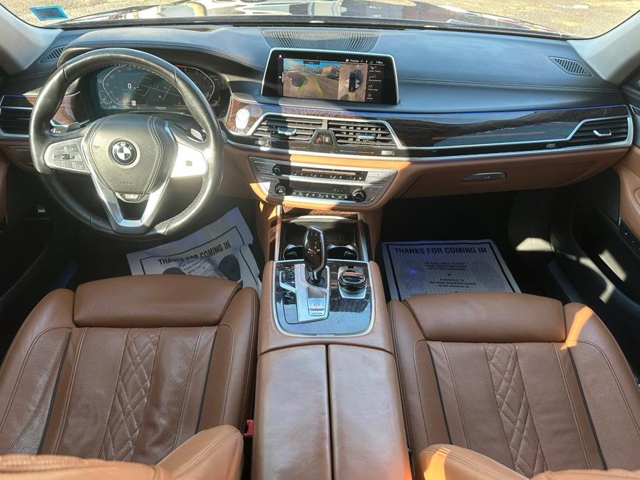 2020 BMW 7-Series 750i xDrive Sedan photo