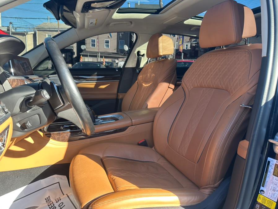 2020 BMW 7-Series 750i xDrive Sedan photo