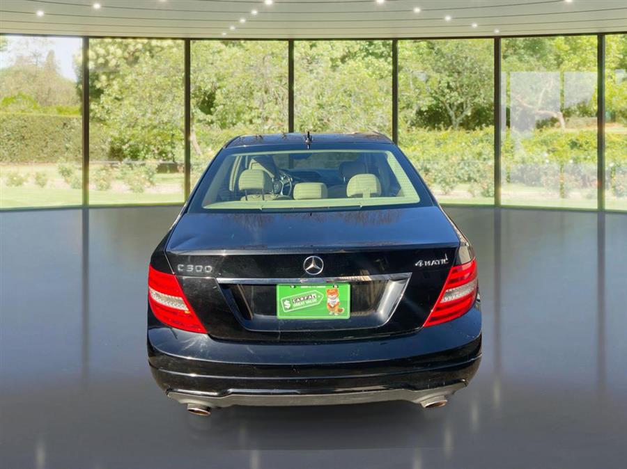 2012 Mercedes-Benz C-Class C300 4MATIC Luxury photo