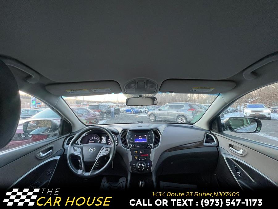 2018 Hyundai Santa Fe Sport 2.4L Auto AWD photo