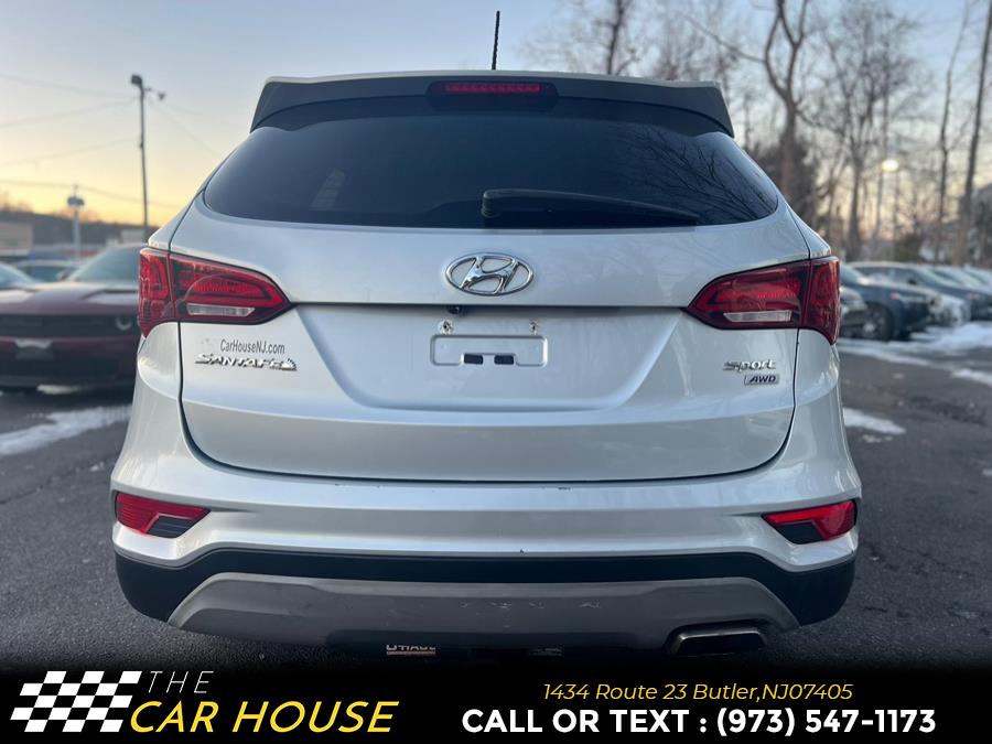 2018 Hyundai Santa Fe Sport 2.4L Auto AWD photo
