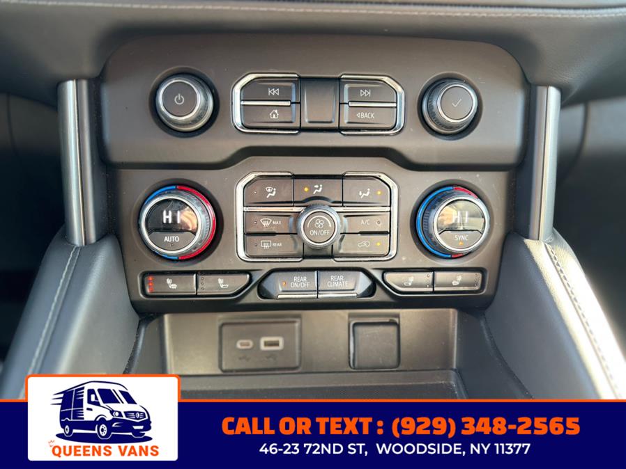2023 Chevrolet Suburban 4WD 4dr LT photo