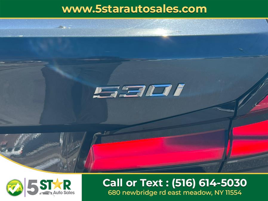 2021 BMW 5-Series 530i xDrive Sedan photo