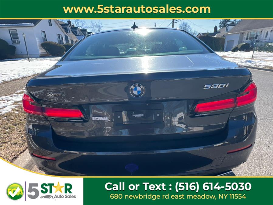 2021 BMW 5-Series 530i xDrive Sedan photo