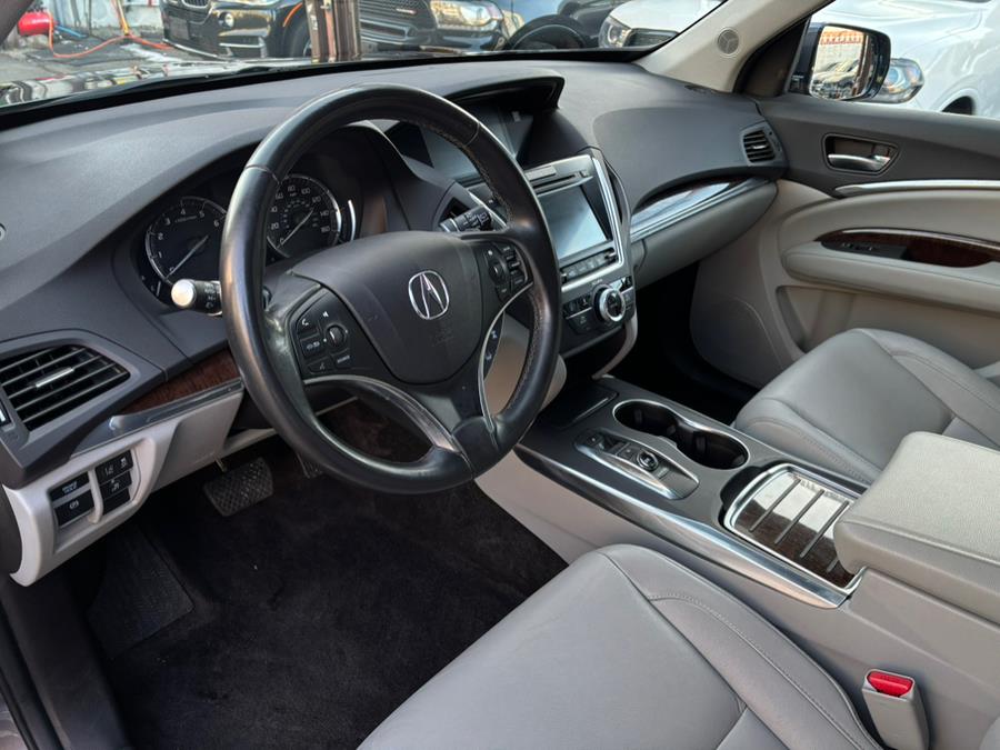 2017 Acura MDX SH-AWD w/Technology Pkg photo