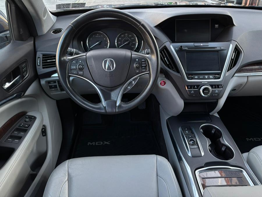 2017 Acura MDX SH-AWD w/Technology Pkg photo