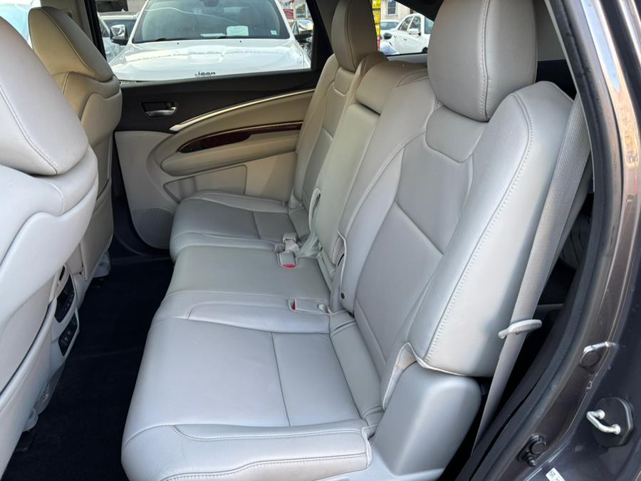 2017 Acura MDX SH-AWD w/Technology Pkg photo