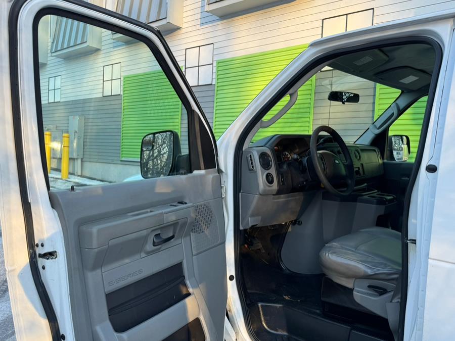 2011 Ford E-150 E-150 photo