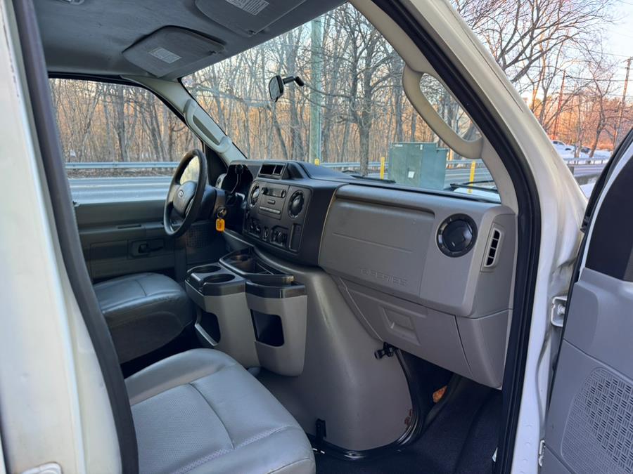 2011 Ford E-150 E-150 photo