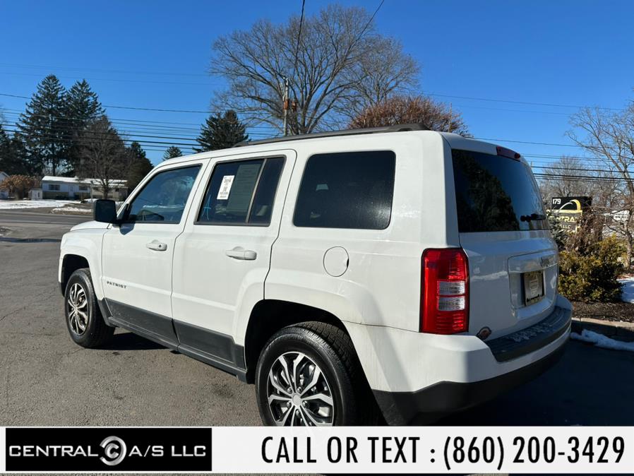2016 Jeep Patriot FWD 4dr Sport photo