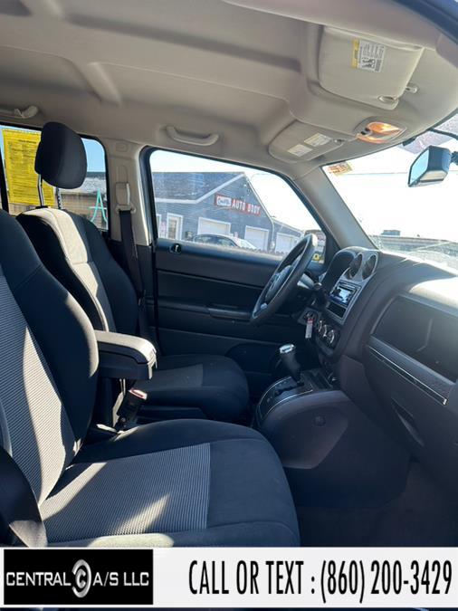 2016 Jeep Patriot FWD 4dr Sport photo
