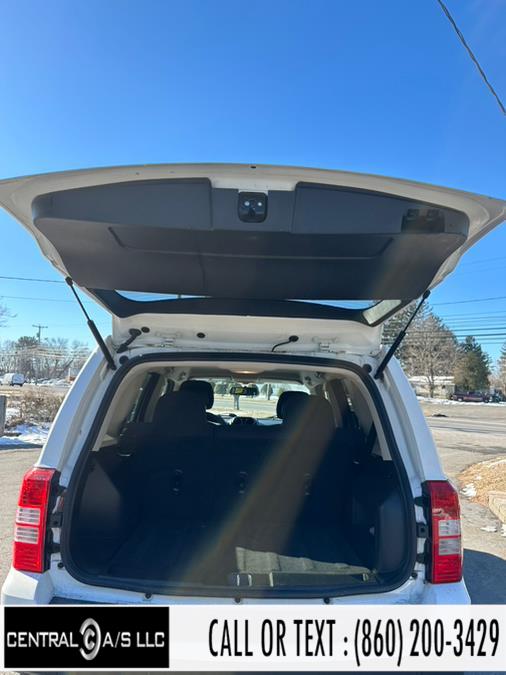2016 Jeep Patriot FWD 4dr Sport photo