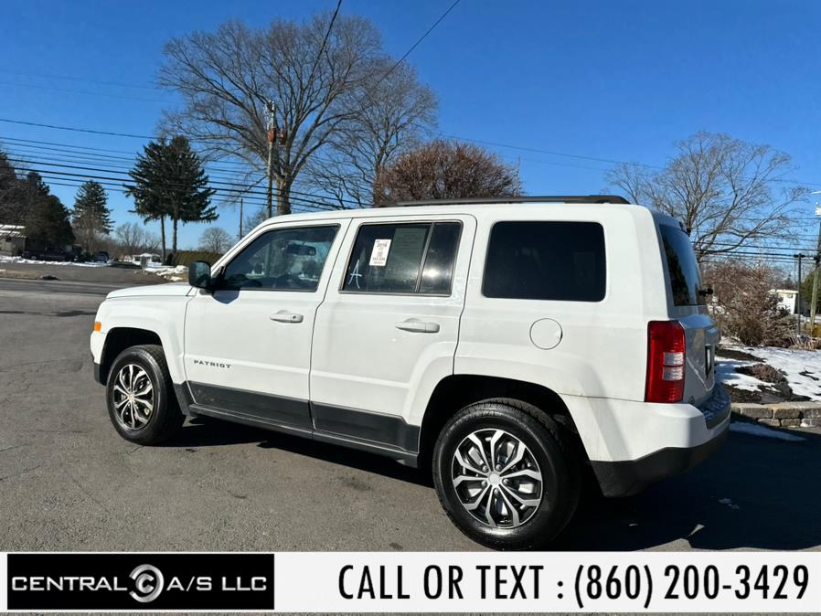2016 Jeep Patriot FWD 4dr Sport photo