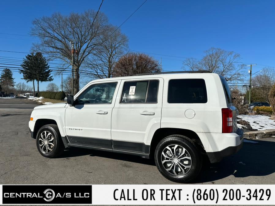 2016 Jeep Patriot FWD 4dr Sport photo