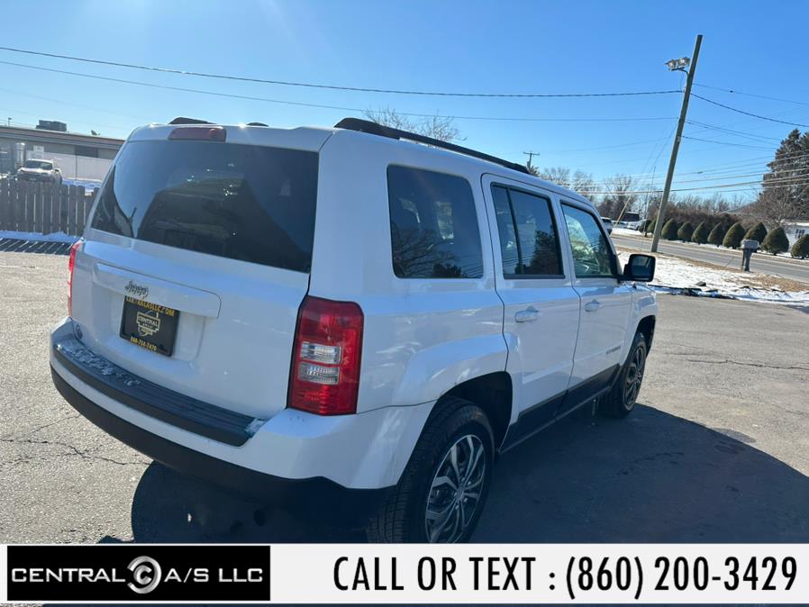 2016 Jeep Patriot FWD 4dr Sport photo