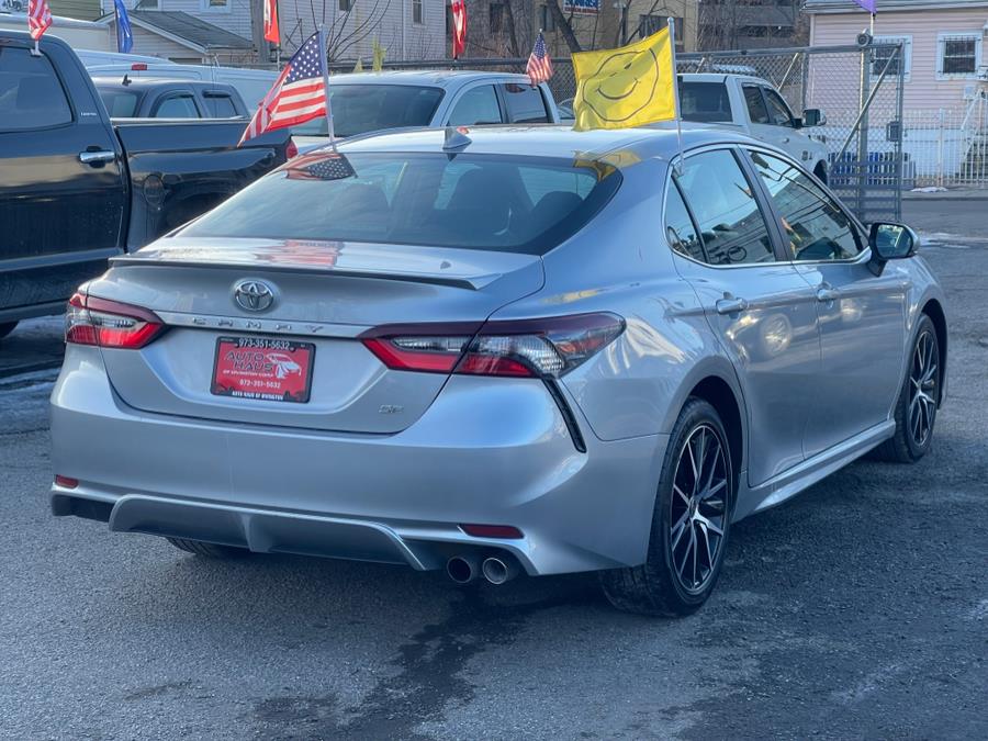 2023 Toyota Camry SE Auto (Natl) photo