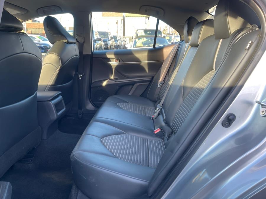 2023 Toyota Camry SE Auto (Natl) photo