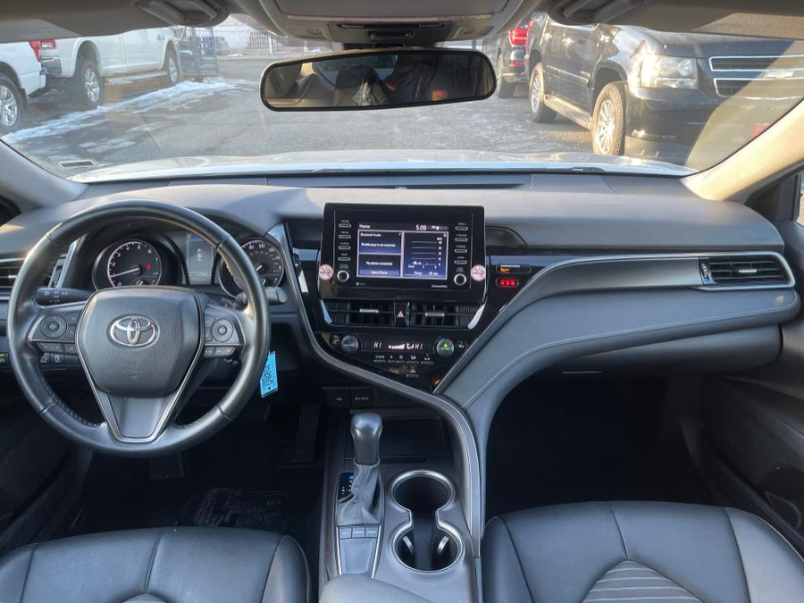 2023 Toyota Camry SE Auto (Natl) photo