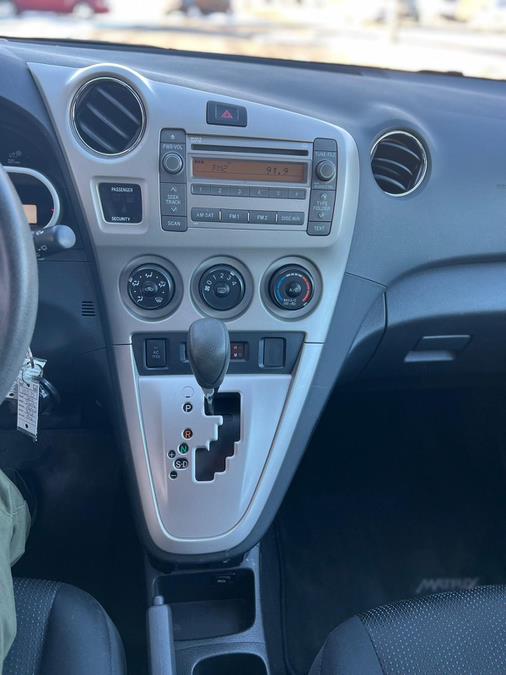2010 Toyota Matrix S photo