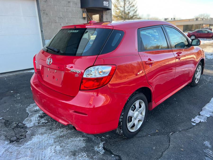 2010 Toyota Matrix S photo