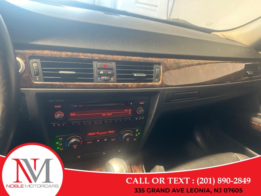 2006 BMW 3-Series 325xi photo