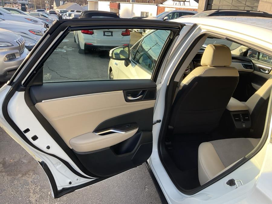 2018 Honda Clarity Plug-In Hybrid Sedan photo