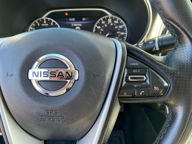 2017 Nissan Maxima Platinum photo
