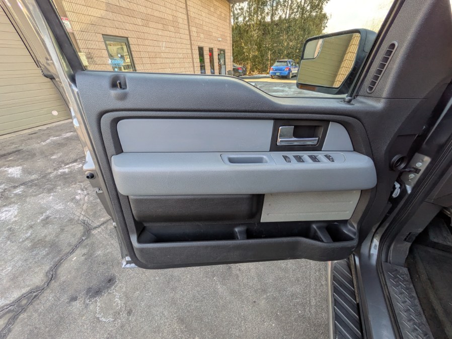 2012 Ford F-150 FX4 photo