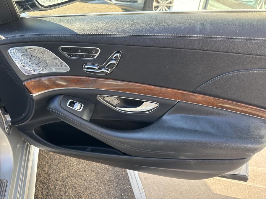 2015 Mercedes-Benz S-Class S550 4MATIC photo