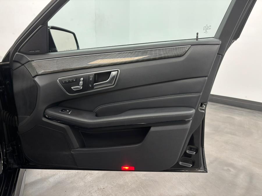 2016 Mercedes-Benz E-Class 4dr Sdn E 350 Sport 4MATIC photo
