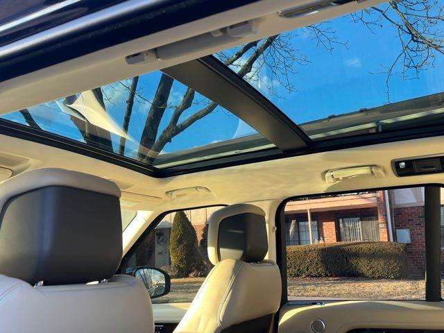 2021 Land Rover Range Rover Westminster photo