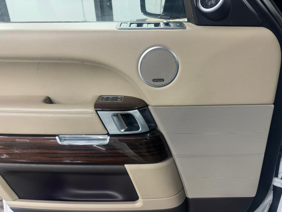 2016 Land Rover Range Rover 4WD 4dr Diesel HSE photo