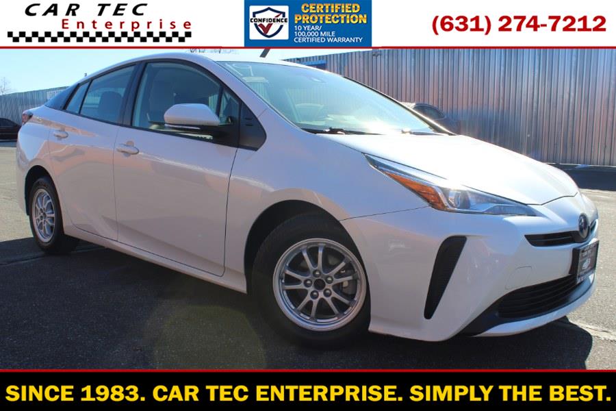 Super White 2019 Toyota Prius L Eco FWD Hatchback Front-Wheel Drive Automatic