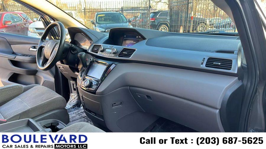 2015 Honda Odyssey EX Minivan 4D photo