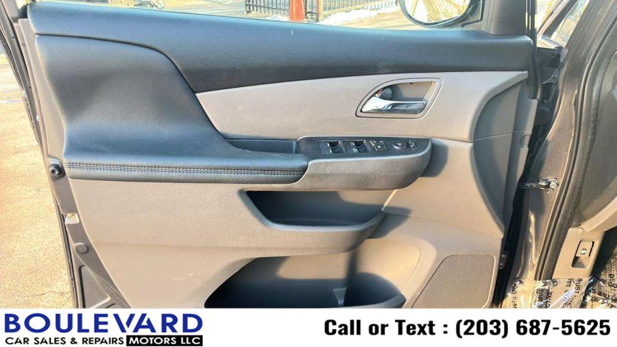 2015 Honda Odyssey EX Minivan 4D photo