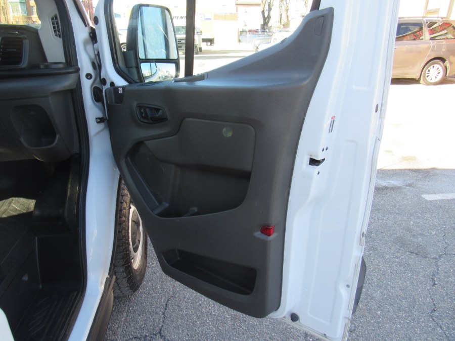 2020 Ford Transit Cargo Van T-250 photo
