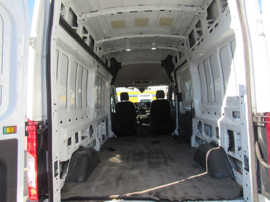 2020 Ford Transit Cargo Van T-250 photo