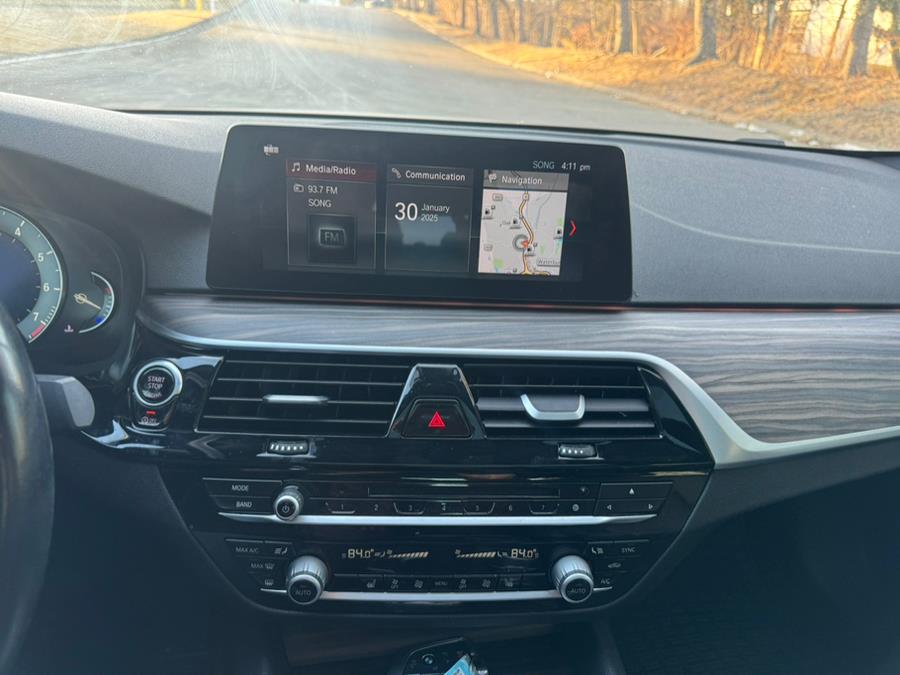 2017 BMW 5-Series 540i xDrive Sedan photo
