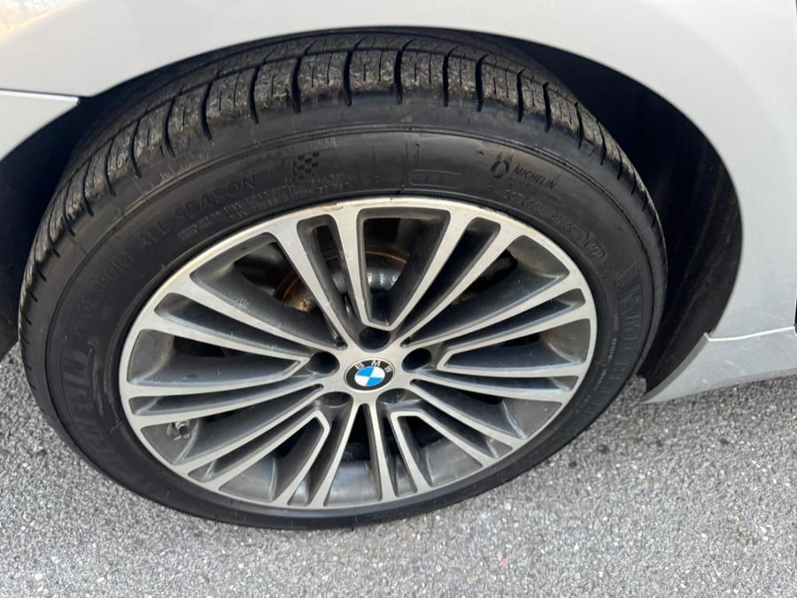2017 BMW 5-Series 540i xDrive Sedan photo
